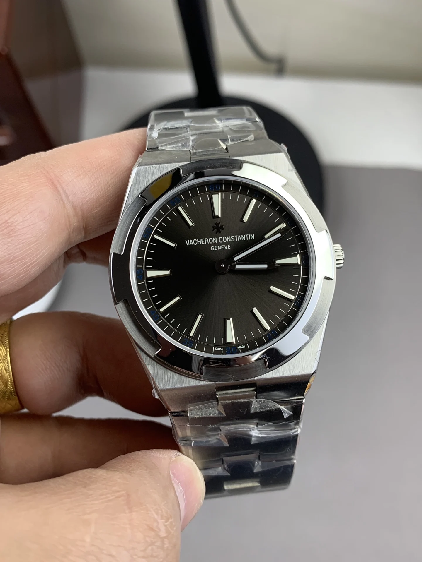 Vacheron Constantin Overseas Grey Dial — photographed off the sweep