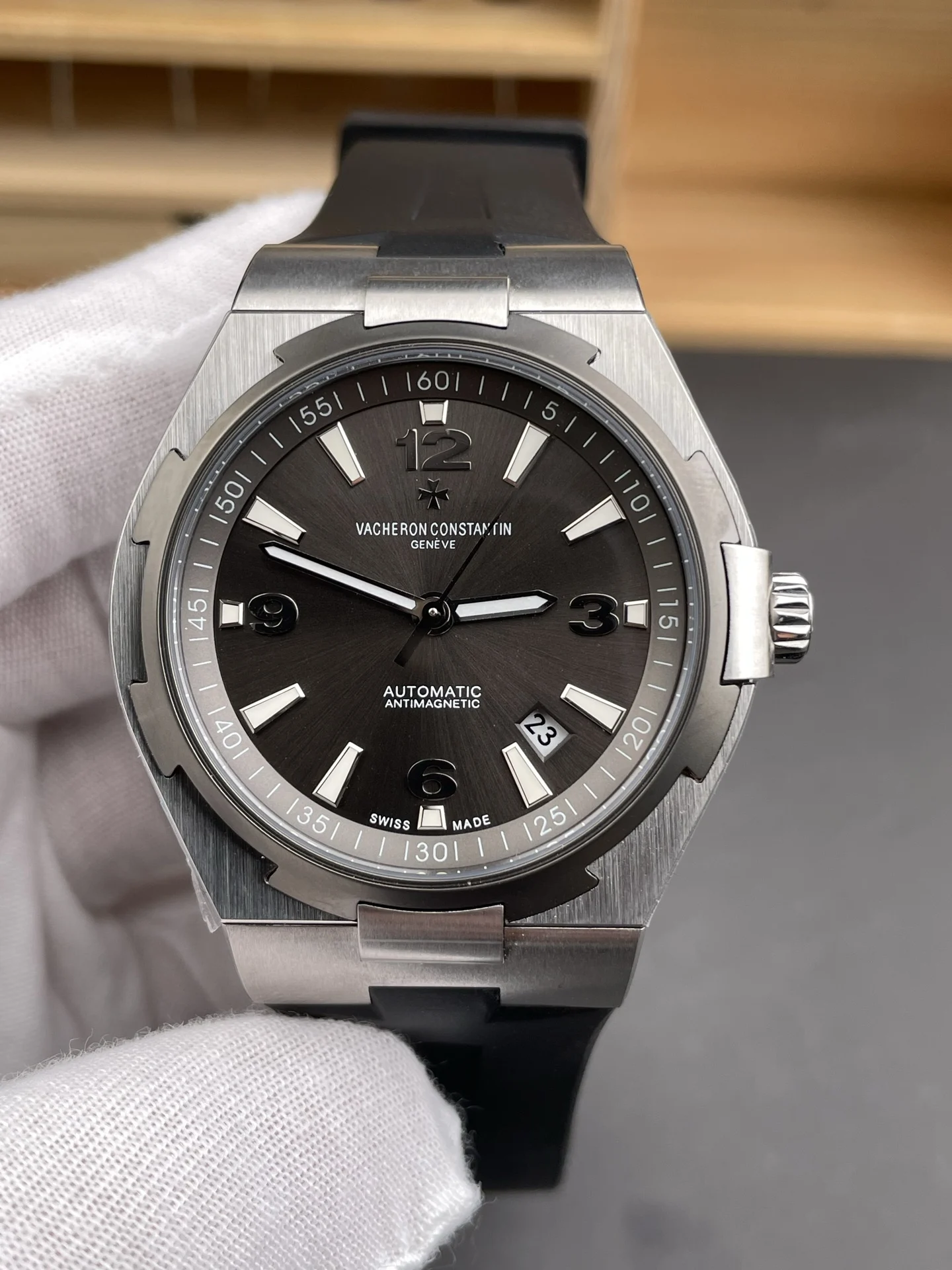 Vacheron Constantin Overseas Grey Dial 42mm — photographed off the sweep