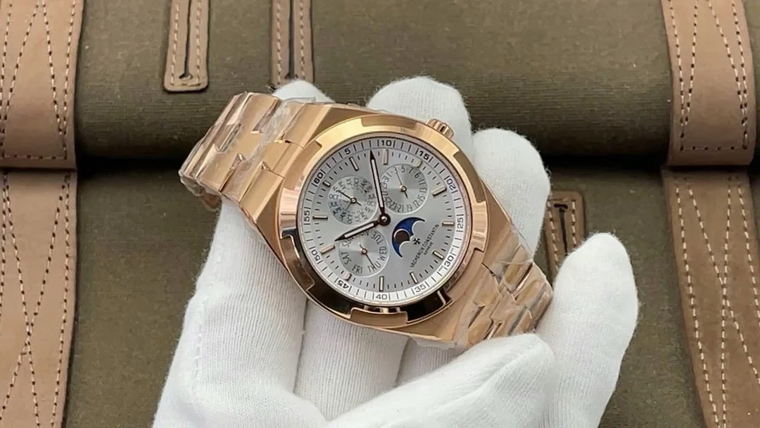 Vacheron Constantin Overseas Perpetual Calendar Steel 41.5mm