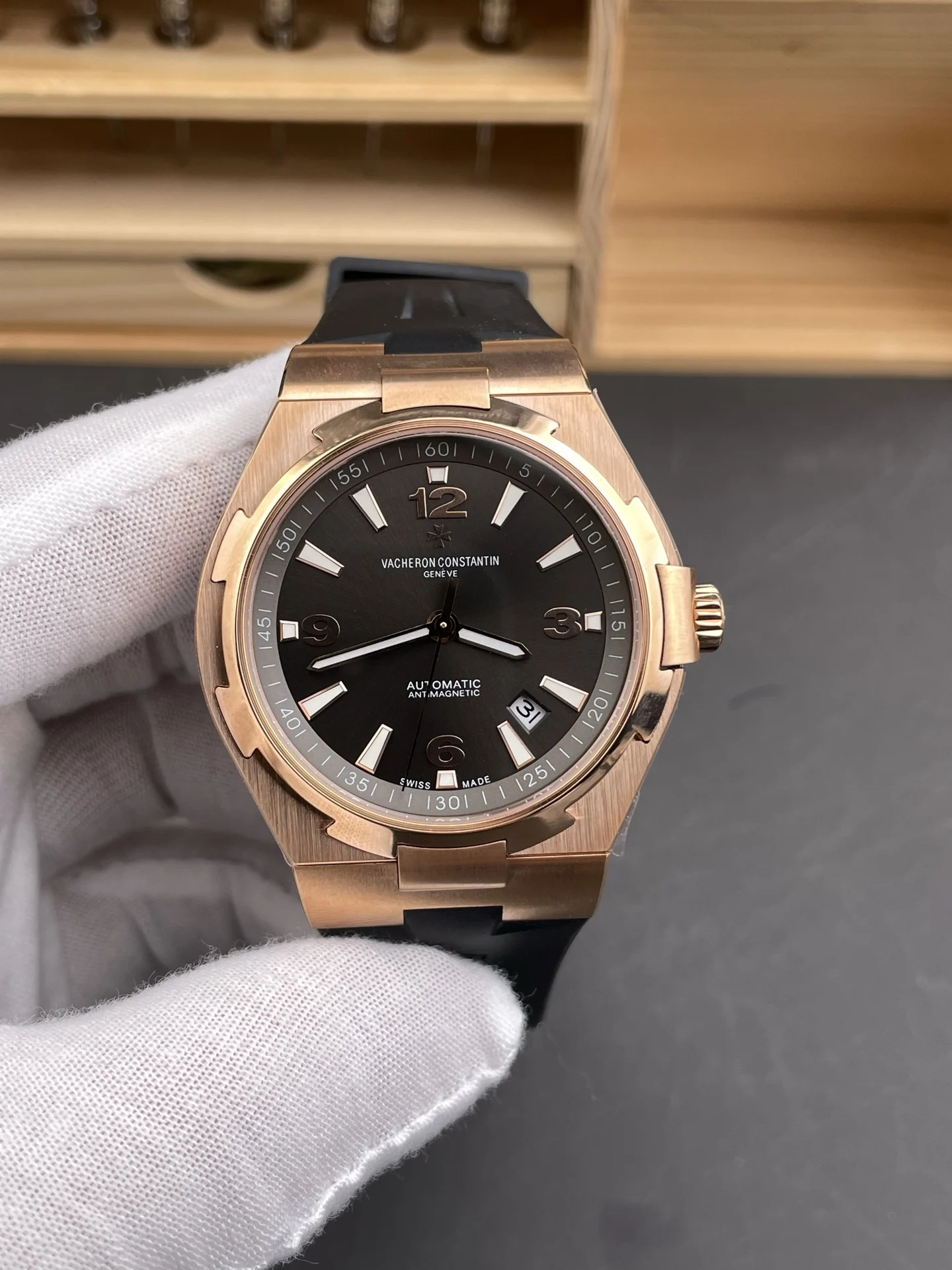 Vacheron Constantin Overseas Rose Gold Black Dial — photographed off the sweep