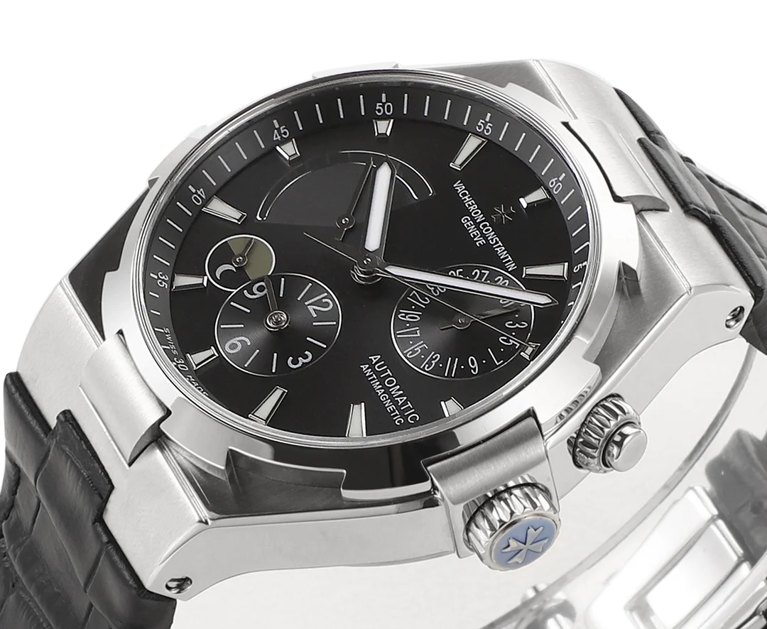 Vacheron Constantin Overseas Steel 42mm — photographed off the sweep