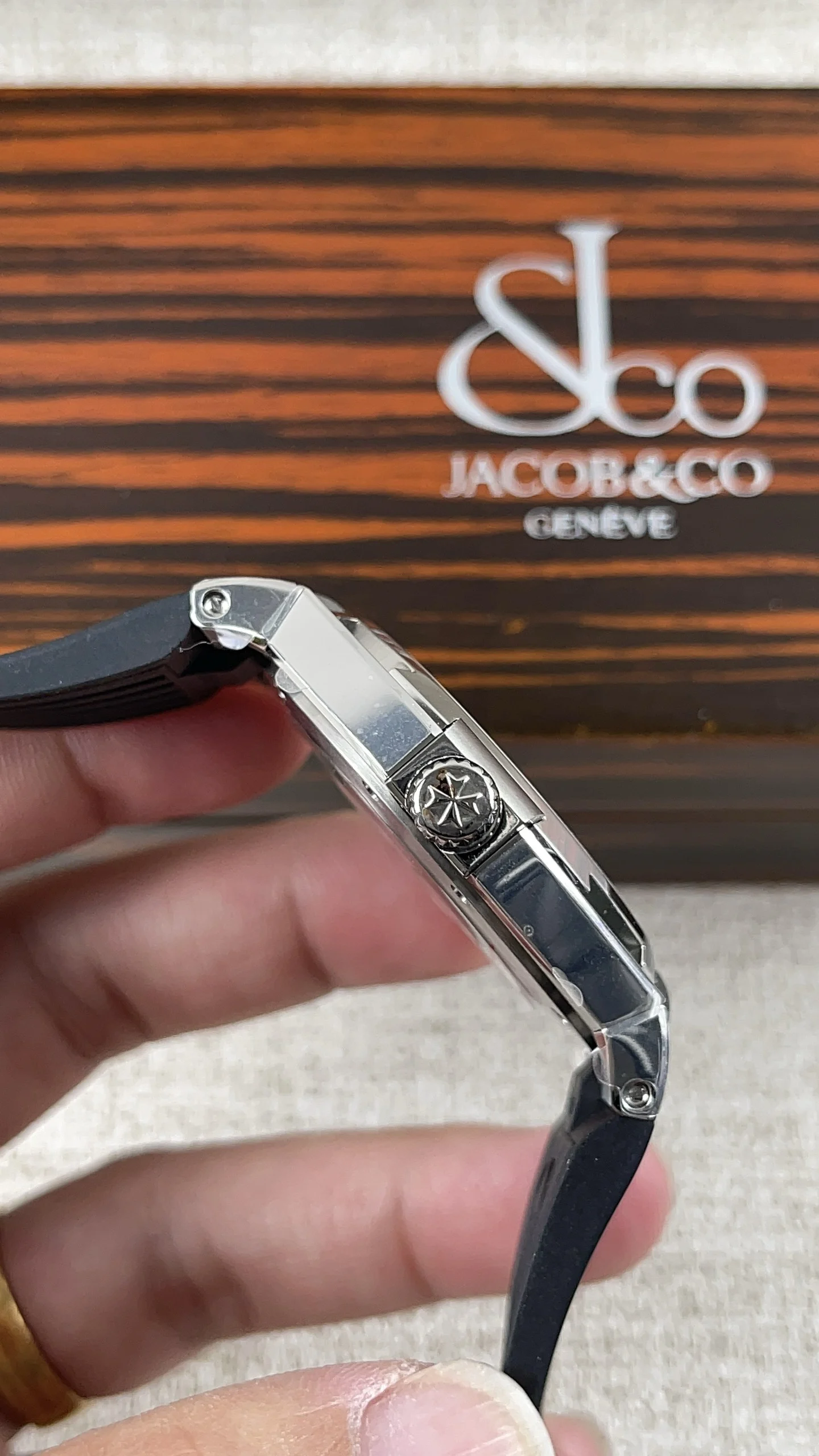 Vacheron Constantin Overseas — photographed off the sweep