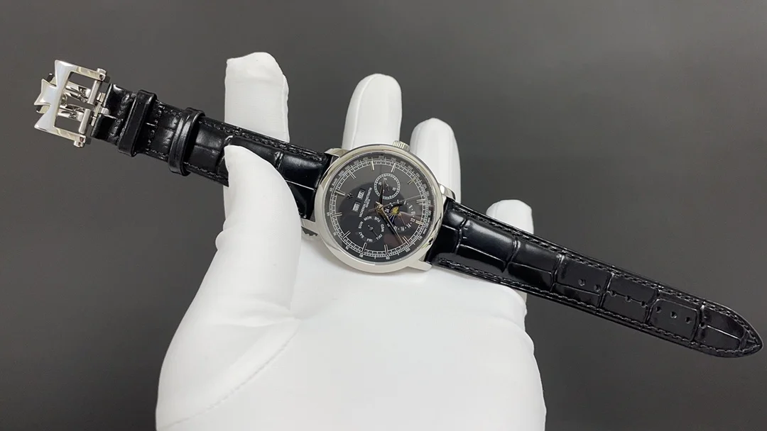 Vacheron Constantin Perpetual Calendar — photographed off the sweep