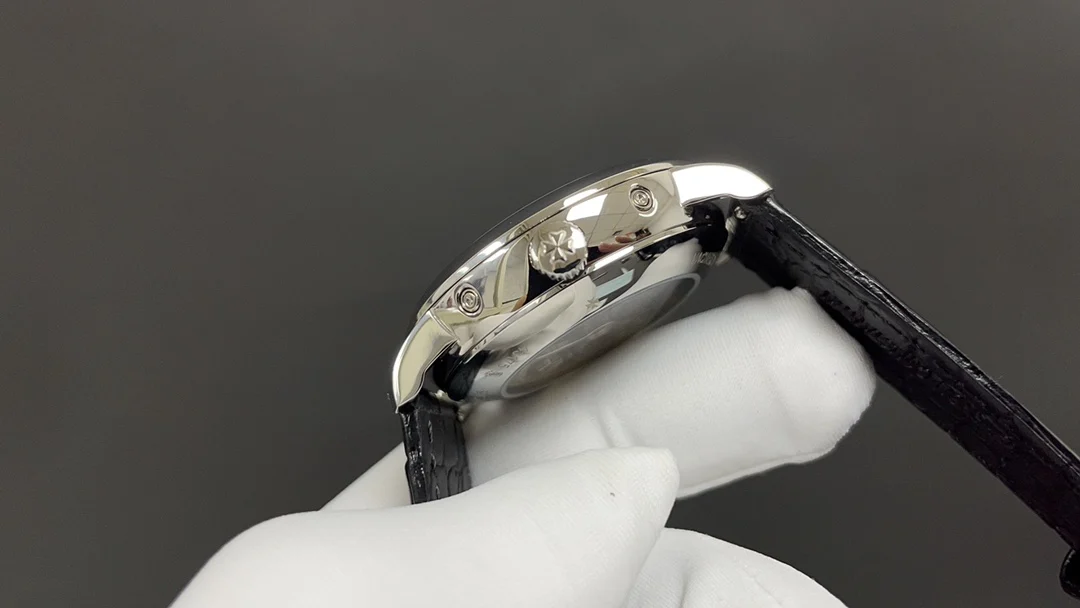 Vacheron Constantin Perpetual Calendar — photographed off the sweep