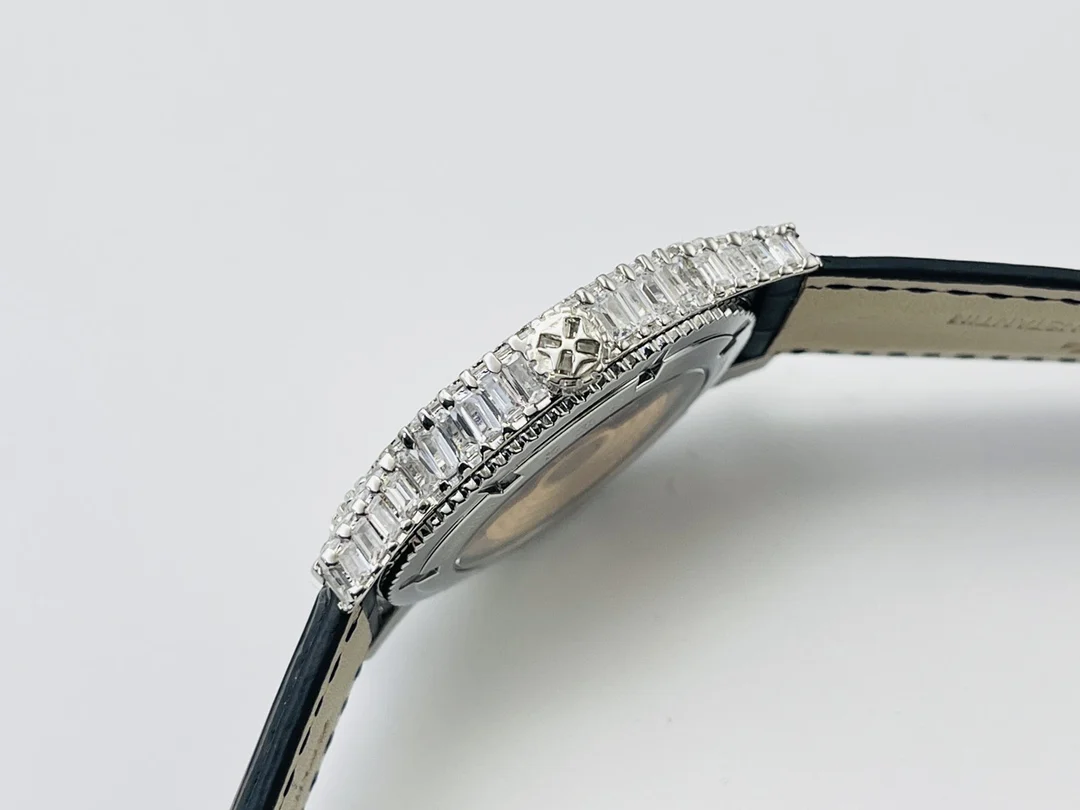 Vacheron Constantin Platinum — photographed off the sweep