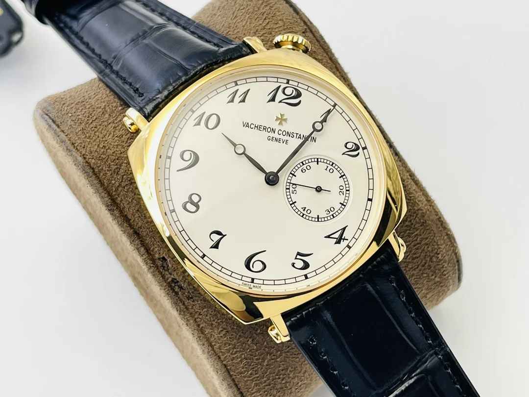 Vacheron Constantin Rose Gold Black Dial — photographed off the sweep