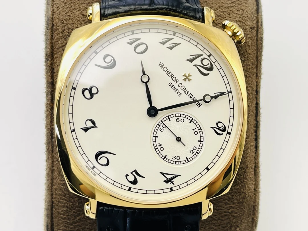 Vacheron Constantin Rose Gold Black Dial — photographed off the sweep