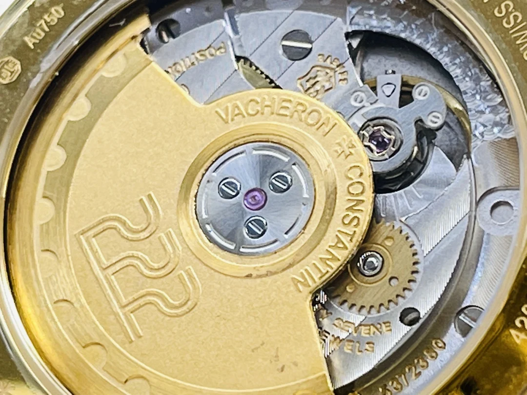 Vacheron Constantin Rose Gold Silver Dial — photographed off the sweep