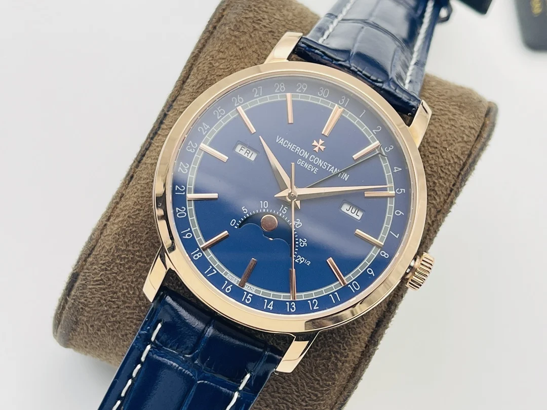 Vacheron Constantin Traditionnelle Steel — photographed off the sweep