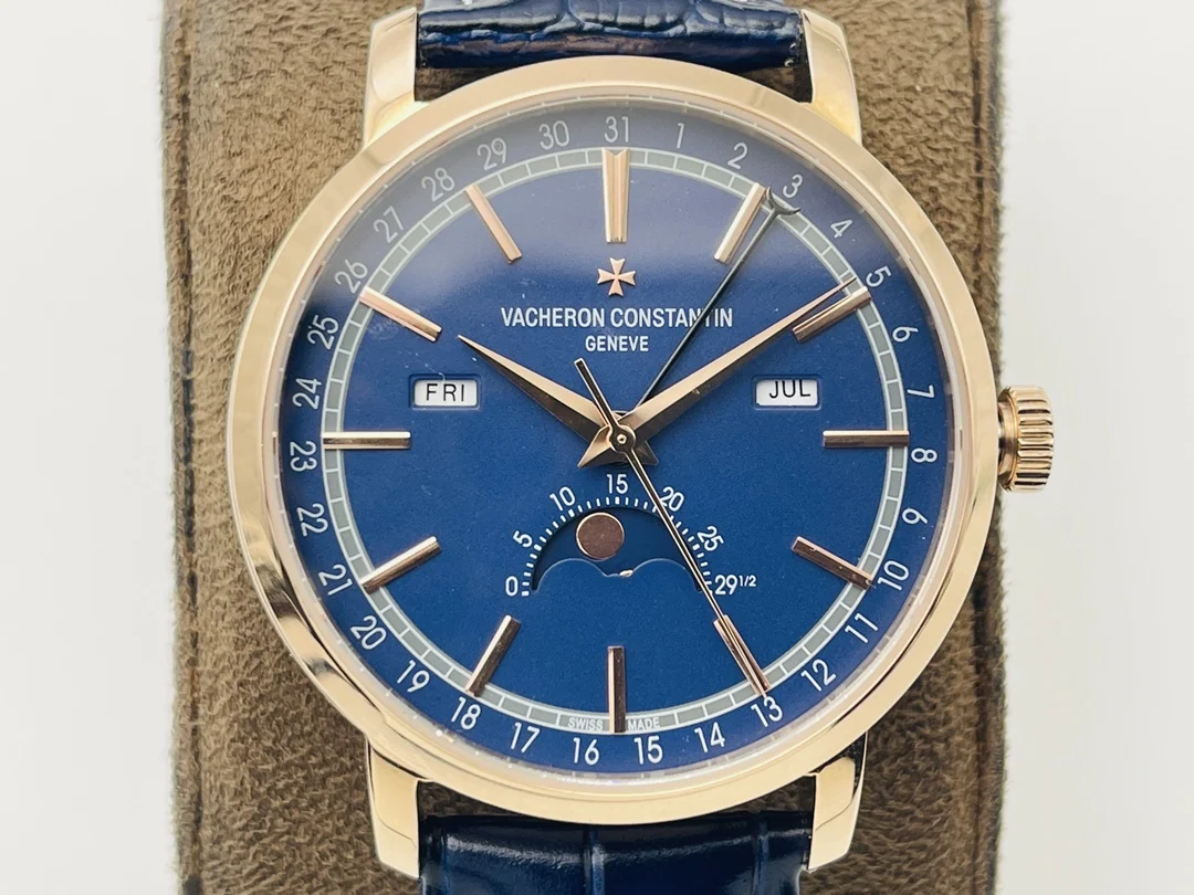 Vacheron Constantin Traditionnelle Steel — photographed off the sweep
