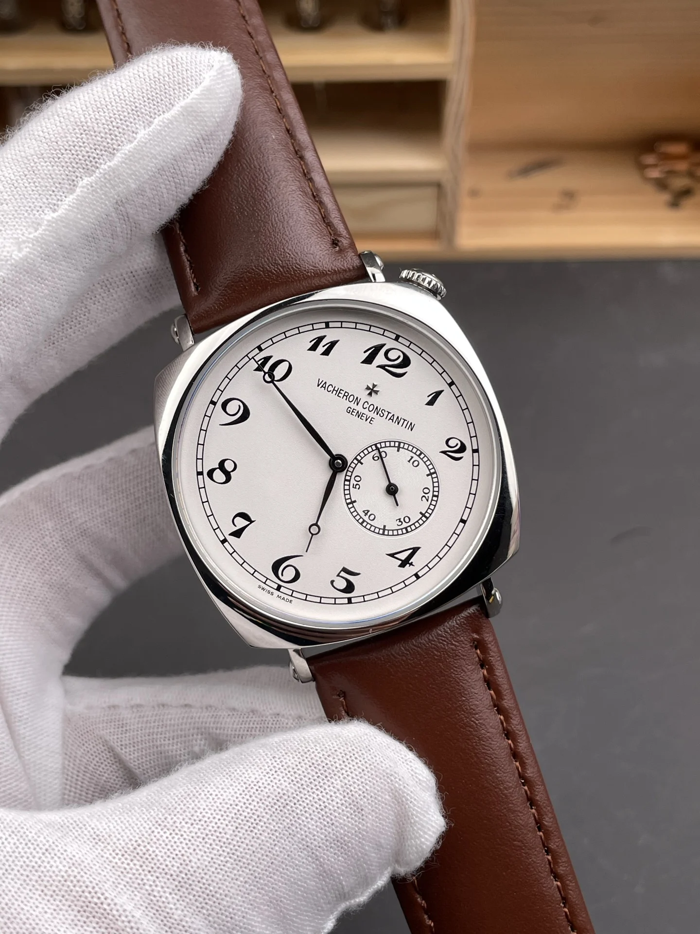 Vacheron Constantin White Dial — photographed off the sweep