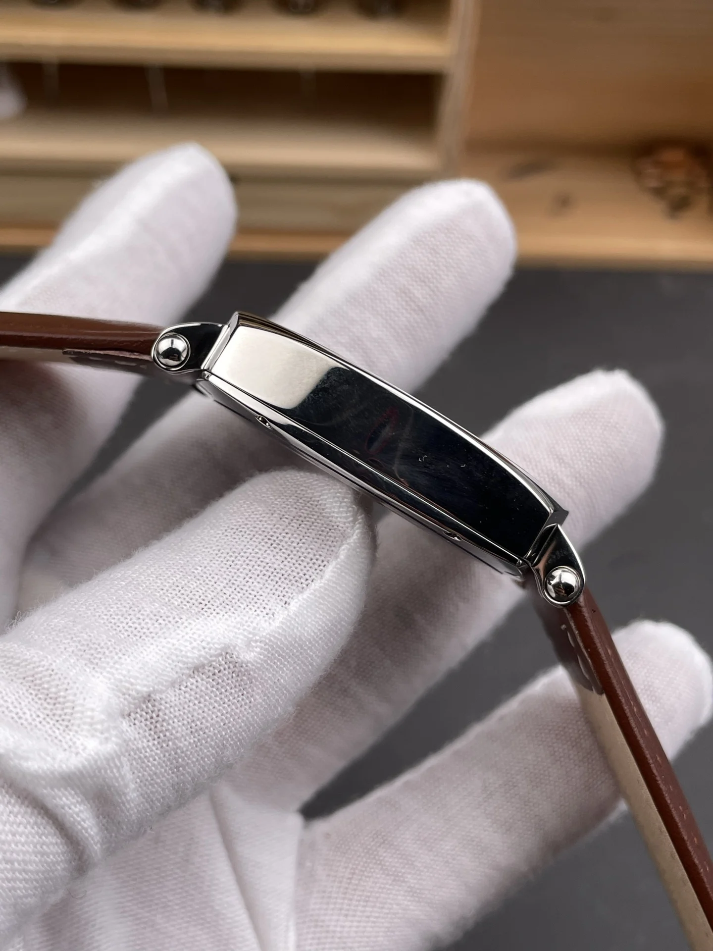 Vacheron Constantin White Dial — photographed off the sweep