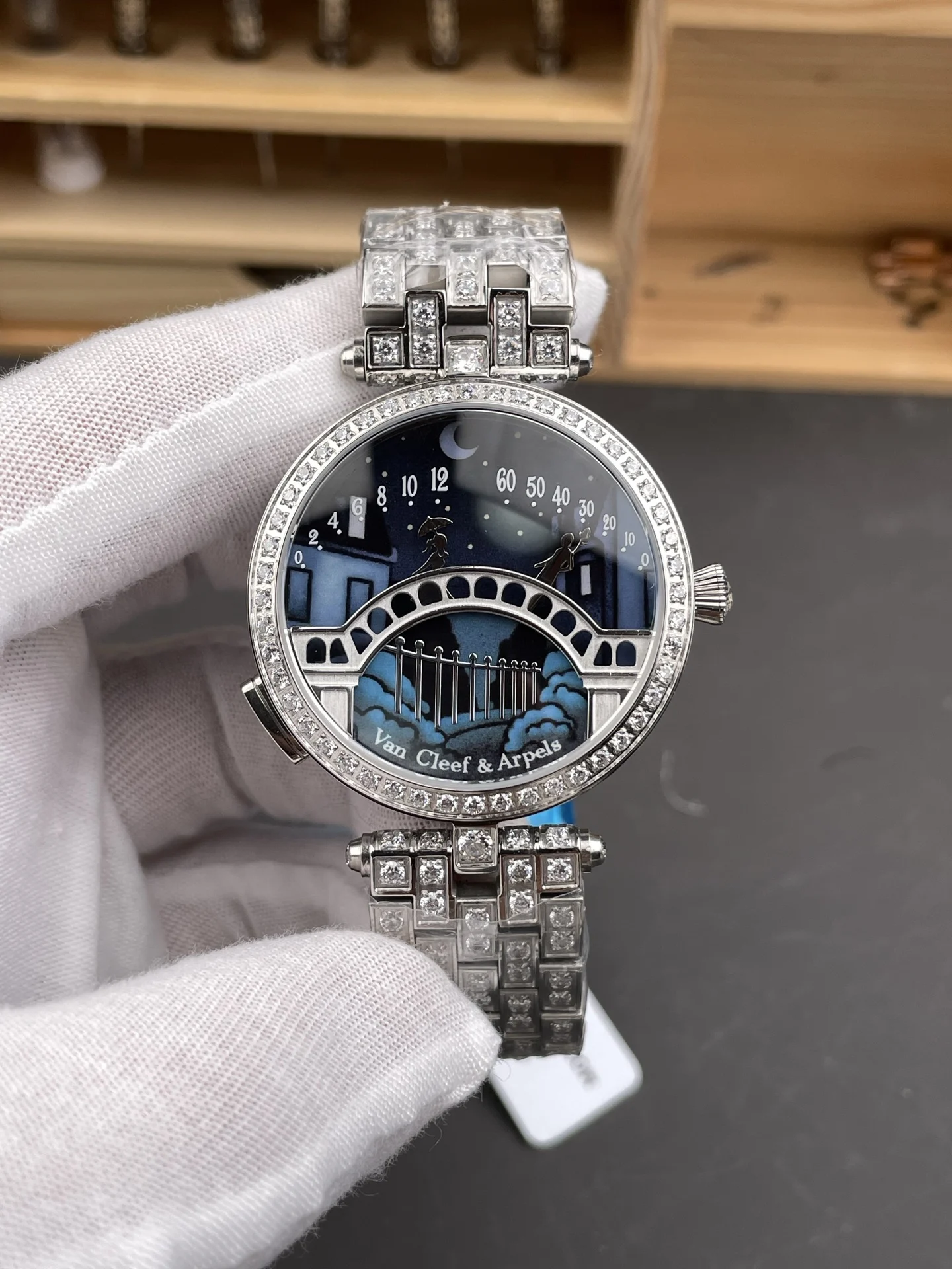 Van Cleef & Arpels Steel 38mm — photographed off the sweep