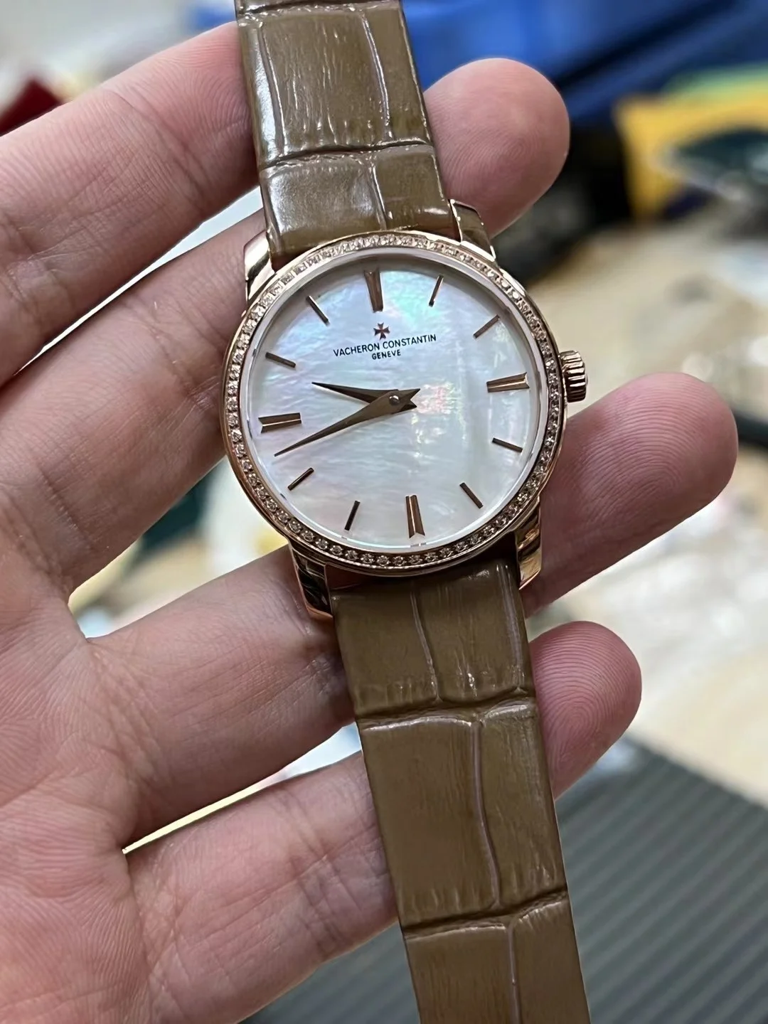 Vc Vacheron Constantin Heritage Ladies' Watch — photographed off the sweep