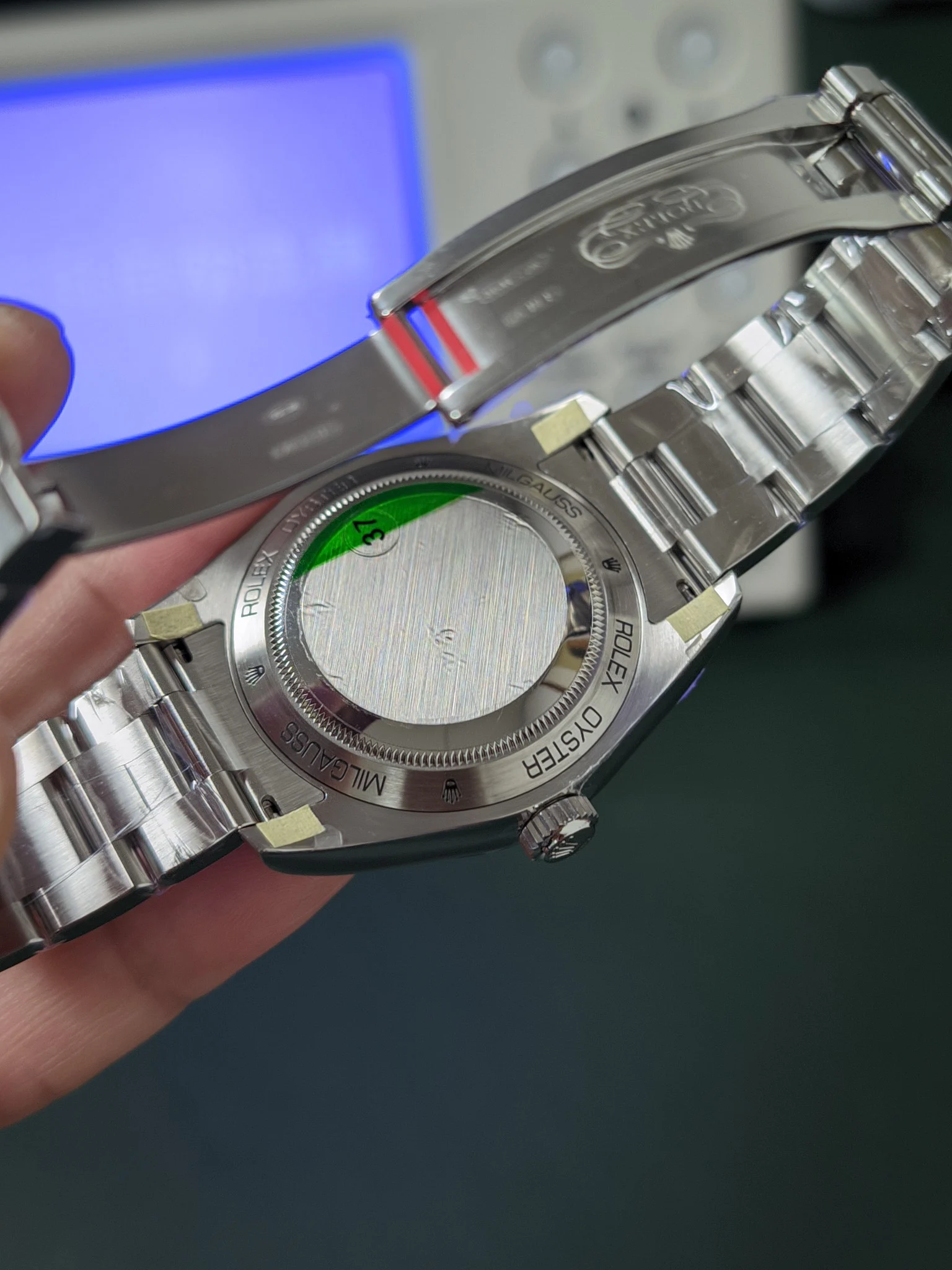 VS New Green Glass Lightning Needle Dandong 3131 Movement 40MM No — photographed off the sweep