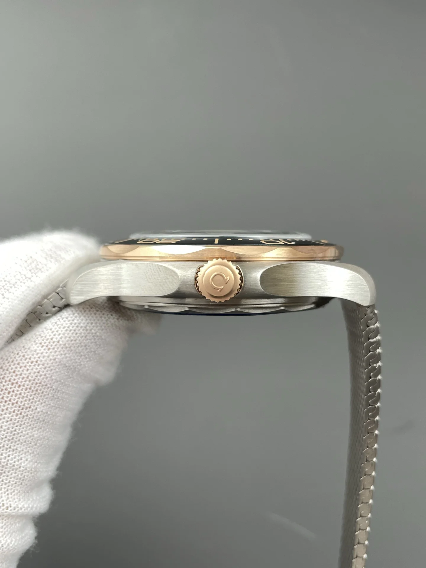 VS No Time to Die 007 bronze titanium case / 42mm / 2824 movement — photographed off the sweep