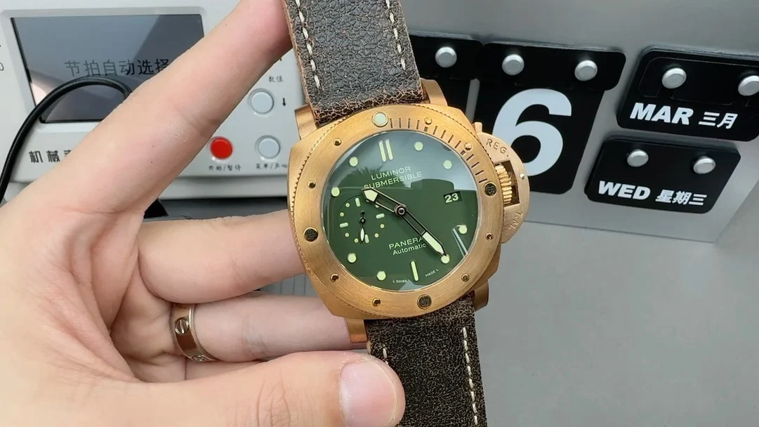 VS Peyton 382 reference bronze