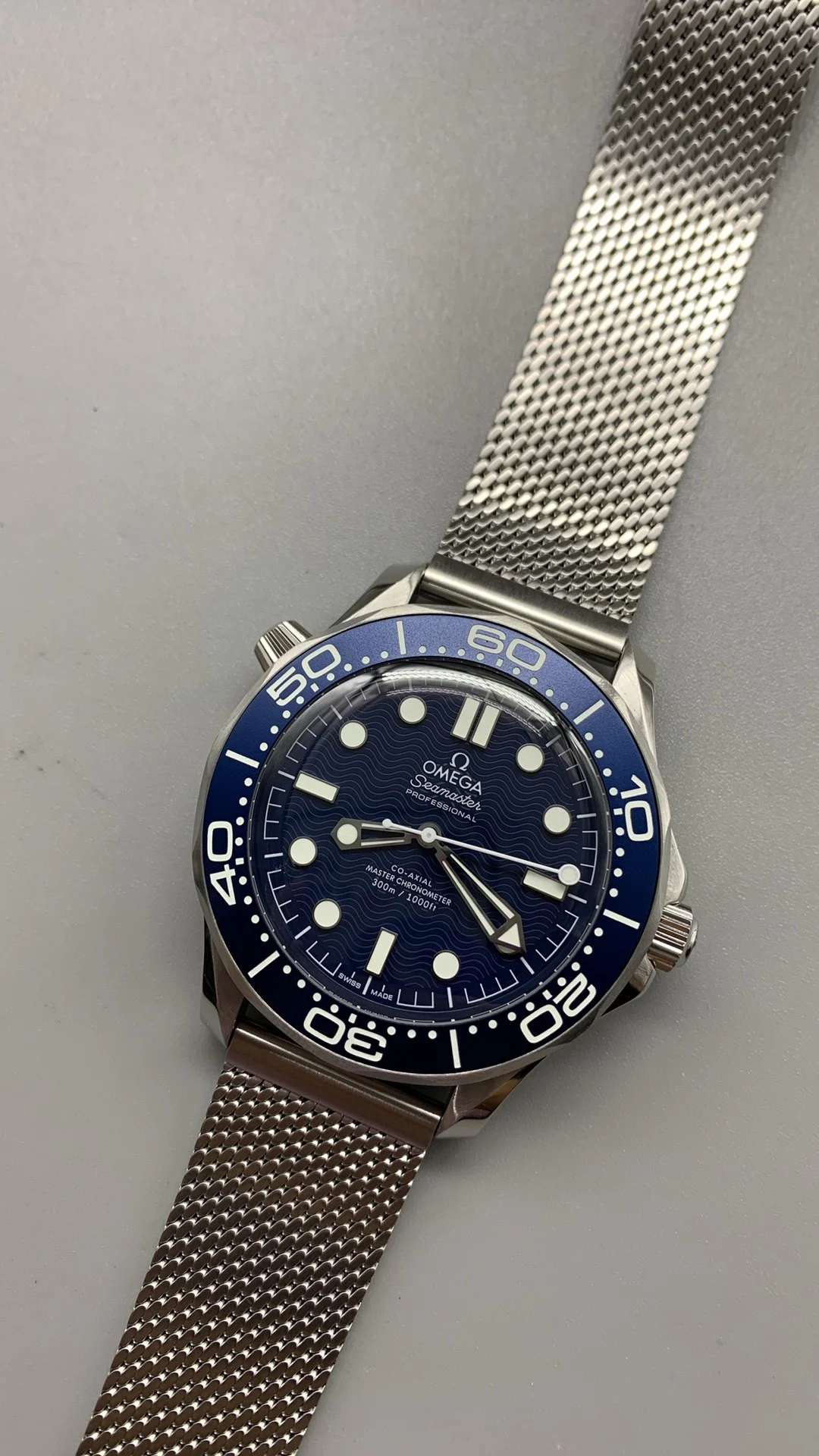 VSF, 007, Flawless Blue — photographed off the sweep