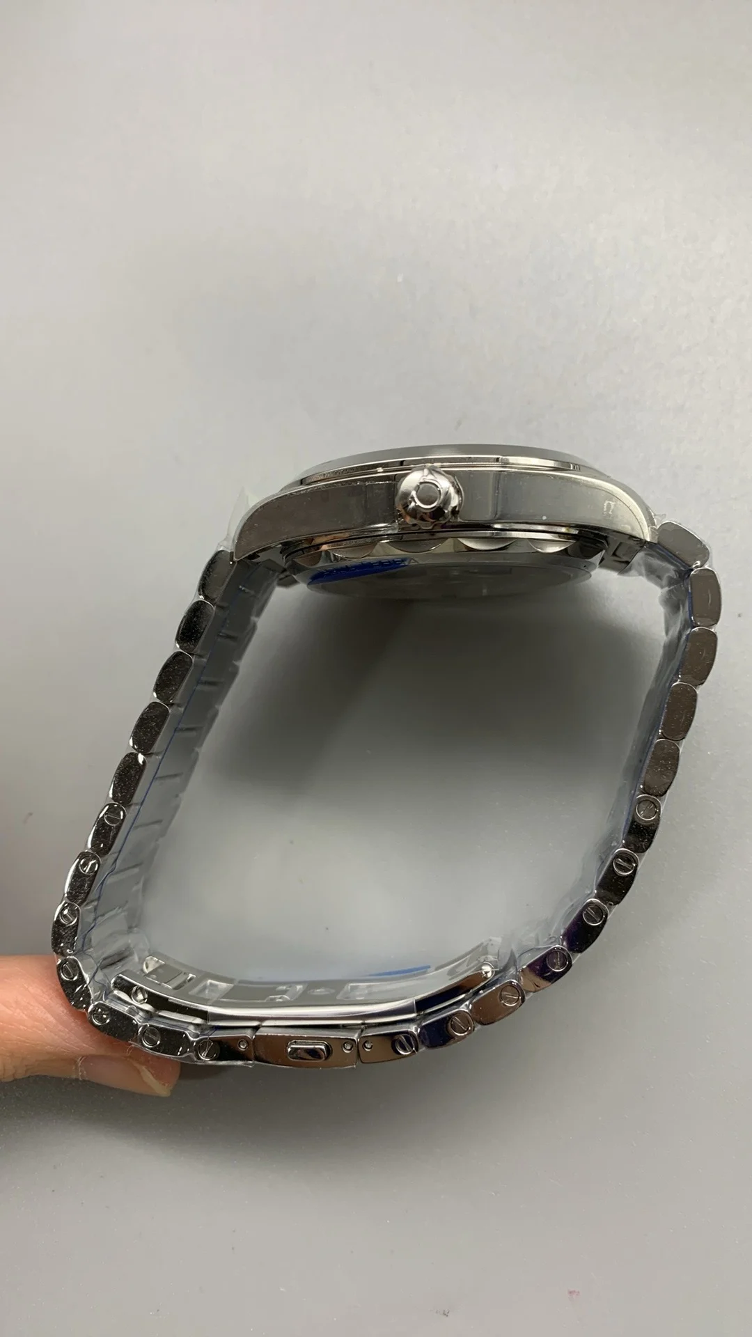 VSF, 41mm, ceramic black, 8900 — photographed off the sweep