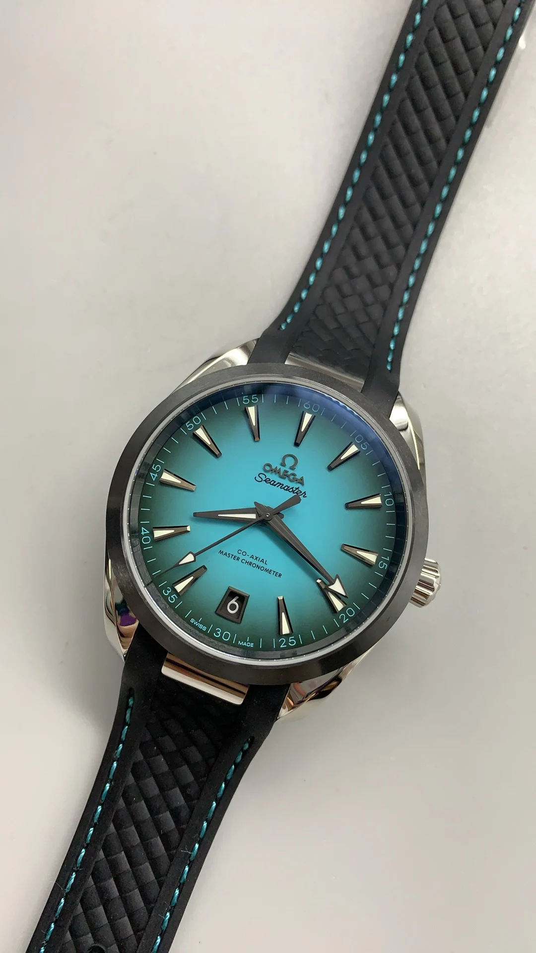 Vsf, 41mm, teak and turquoise, 8900 — photographed off the sweep