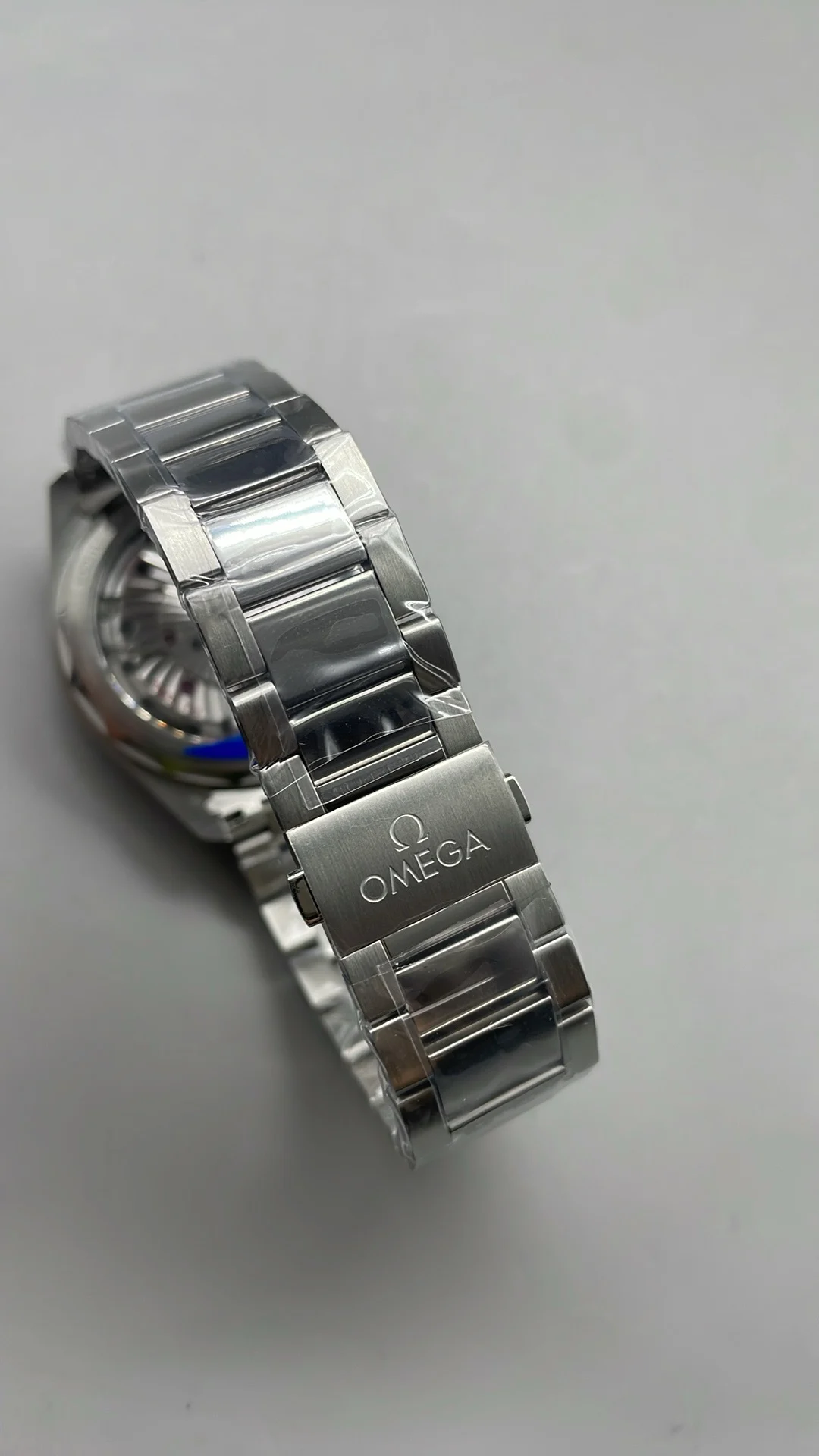 Vsf, 41mm, teak black, 8900 — photographed off the sweep