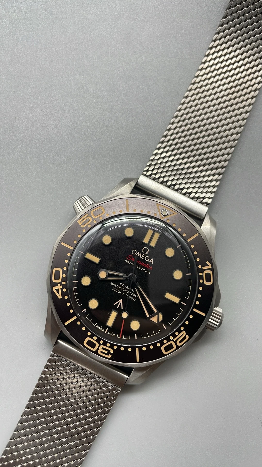 VSF, Titanium, 007 Flawless — photographed off the sweep