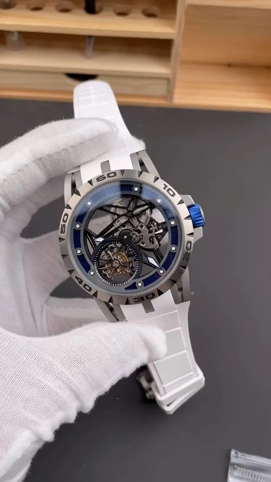 YS Roger Dubuis King Collection /45mm/ Tourbillon