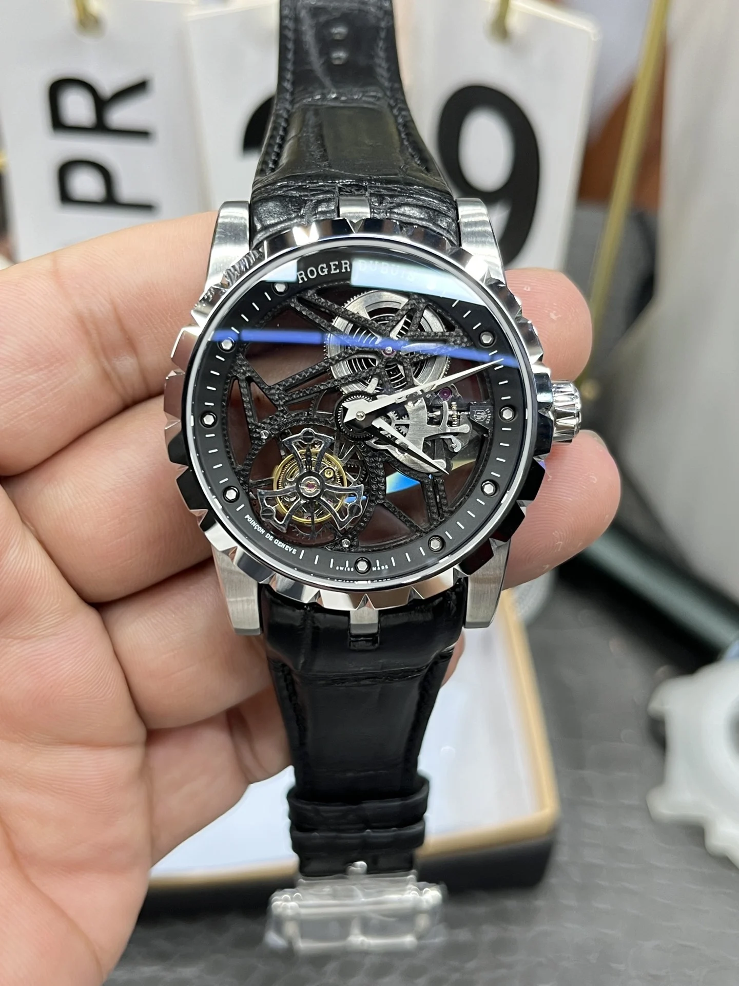 YS Roger Dubuis King Collection /RDDBEX0479/ Size 45mm*13mm/ — photographed off the sweep