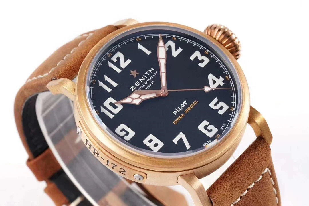 Zenith Pilot's Watch Collection 2019 New Release: The Hollywood — detail
