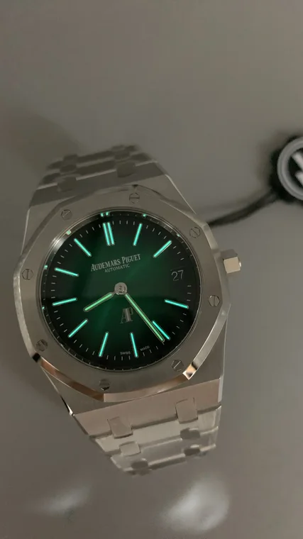 Zf, 16202, Aurora Green