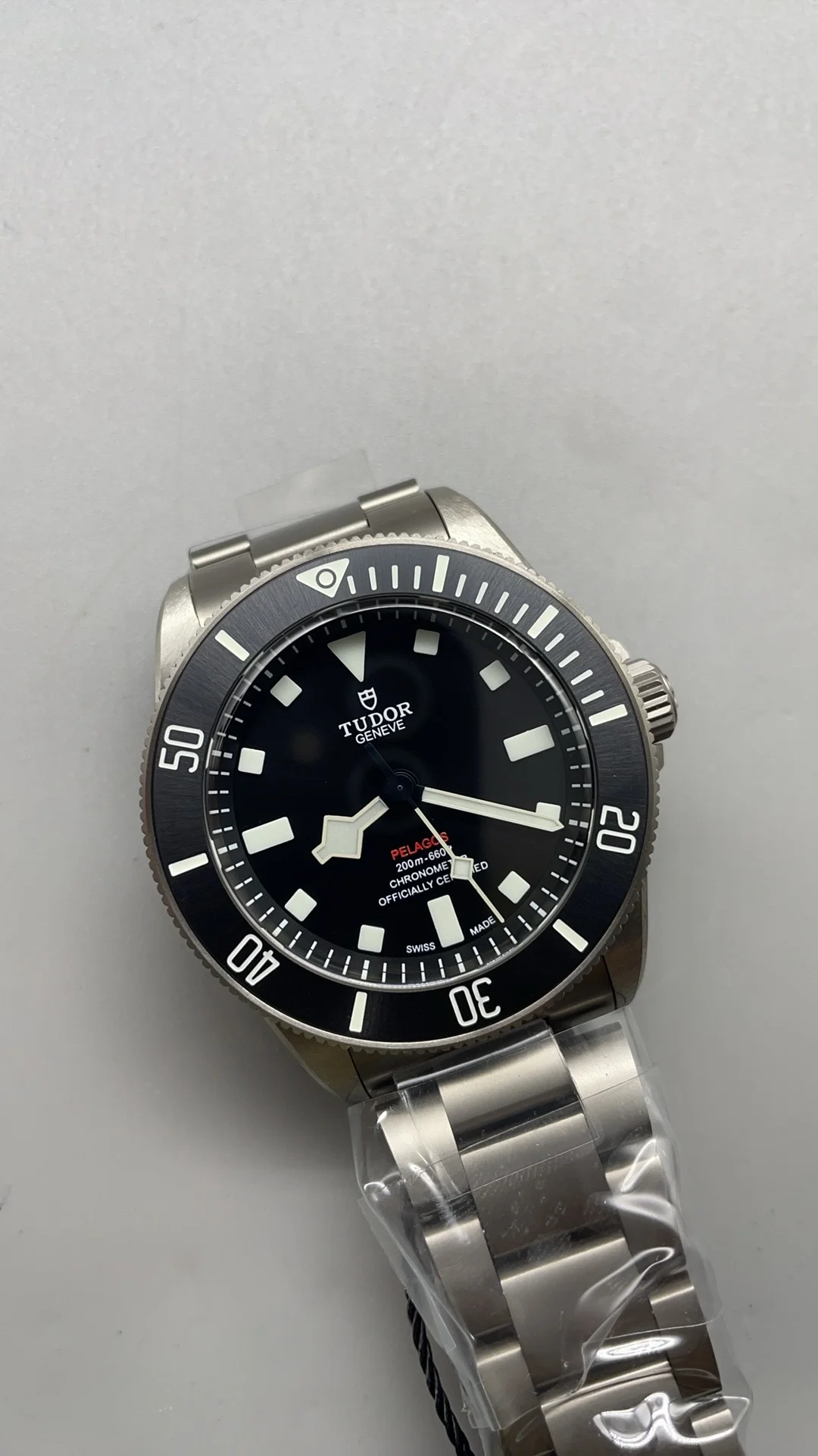 Zf, 39mm, titanium potato — photographed off the sweep
