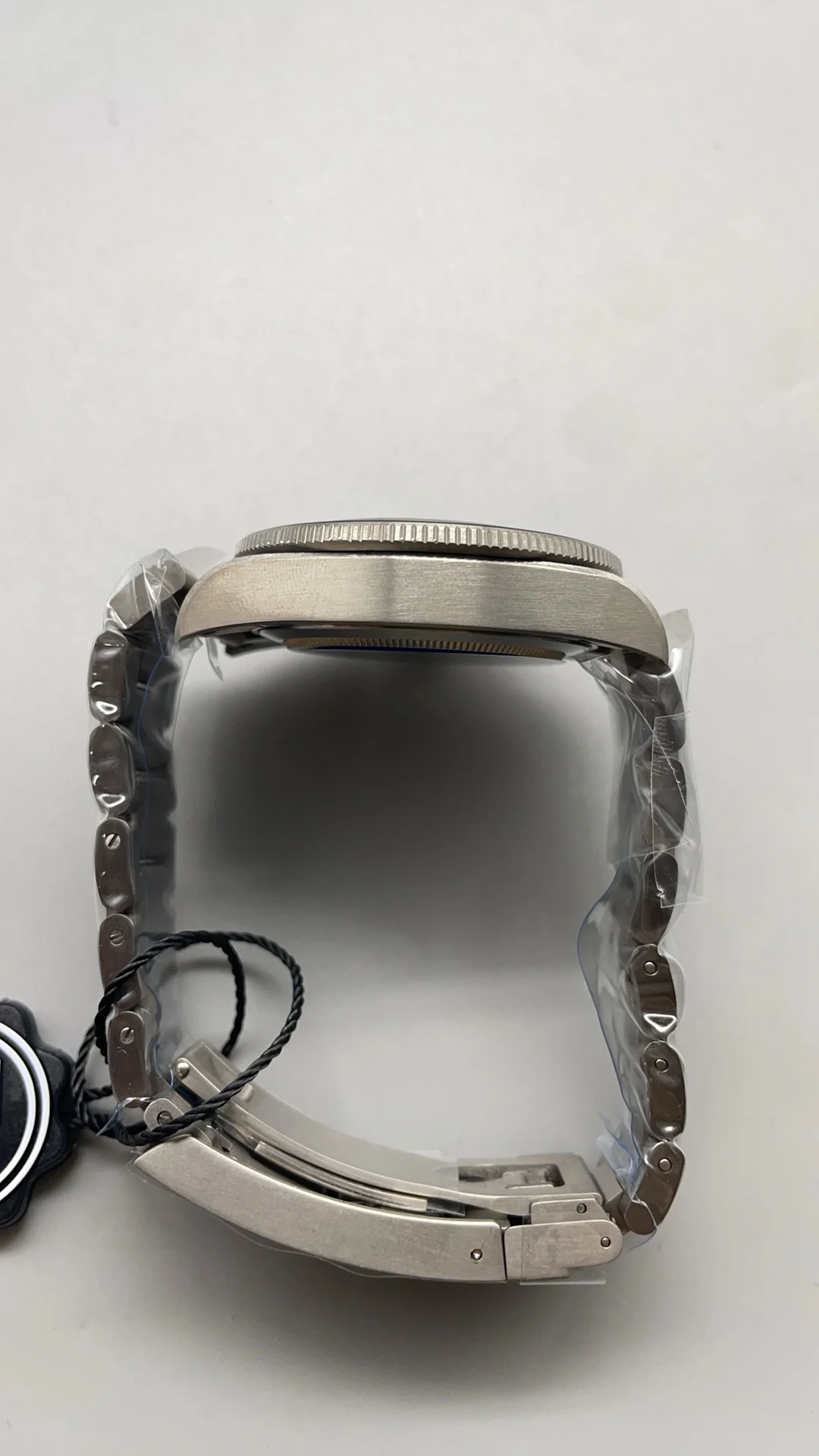 Zf, 39mm, titanium potato — photographed off the sweep