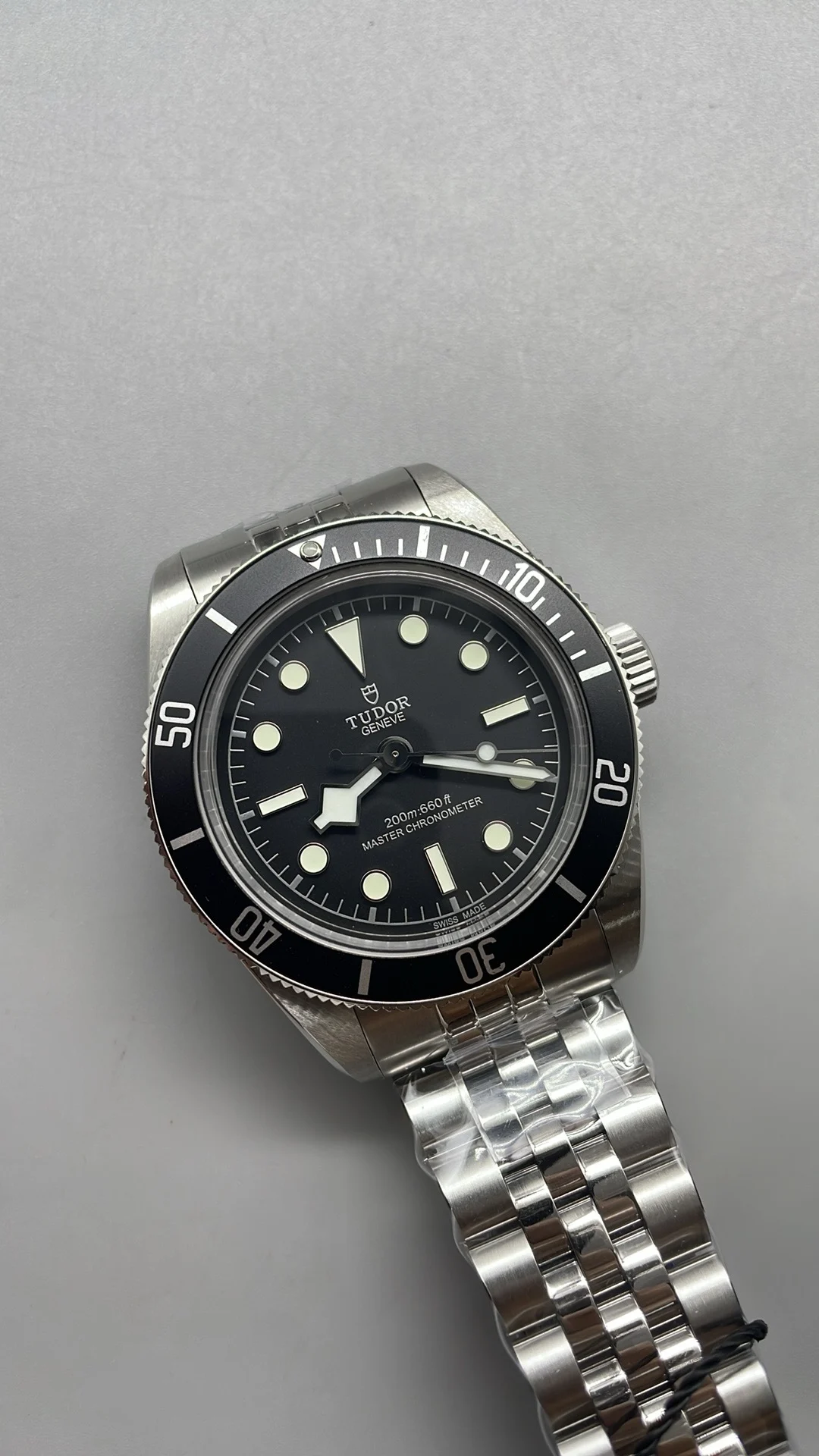 Zf, 41mm, small black pattern — photographed off the sweep