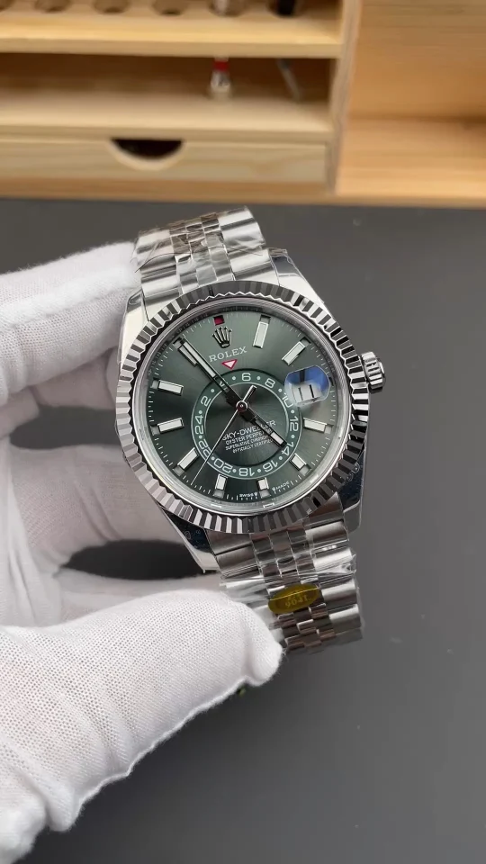 ZF Skywalker Green Voyager / 42mm / 9002 Movement